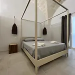 Donna 3* Monopoli
