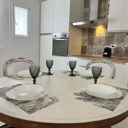 게스트하우스 Donna 3*